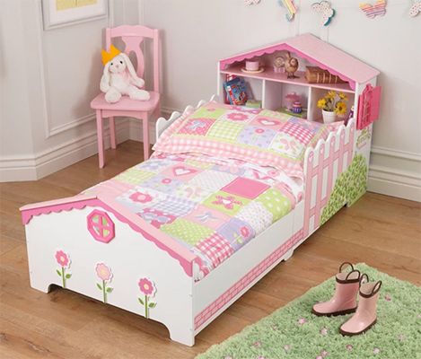 Dollhouse Toddler Bed,