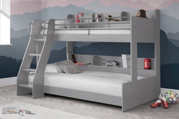 Domino Wooden Triple Sleeper